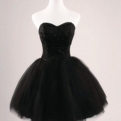 Homecoming Dresses,Short lace Homecoming Dresses,Black Homecoming Dresses,Short Prom Dresses,Tulle Homecoming Dresses,Mini Prom Dresses,Black Party Dresses,Luxury beads sexy Prom Dress Sexy Hi-lo Tulle Crystal Party Dresses with Sweetheart Neck,tulle party dresses,short prom dresses