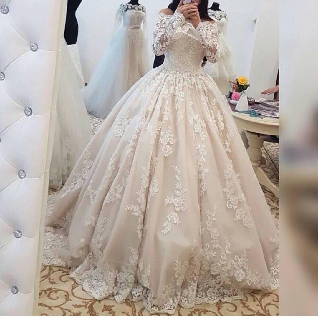  Long  Sleeve  Ball Gown  Wedding  Dress  DACC